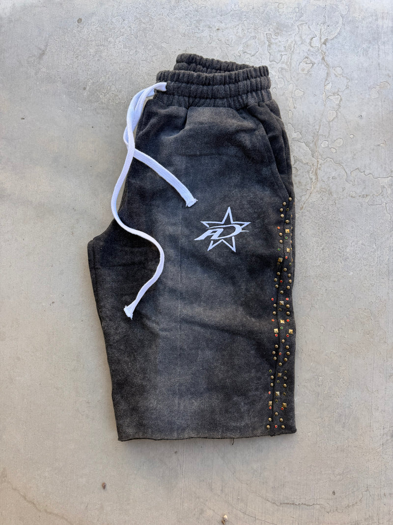 3/4 Studded Shorts Black